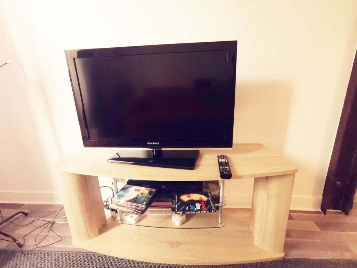 Appartement Pres De La Gare Rer C-Spacieux 4 Pieces Étampes المظهر الخارجي الصورة