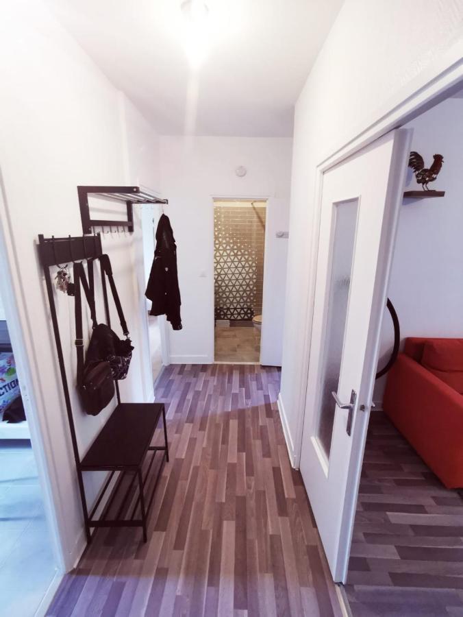 Appartement Pres De La Gare Rer C-Spacieux 4 Pieces Étampes المظهر الخارجي الصورة