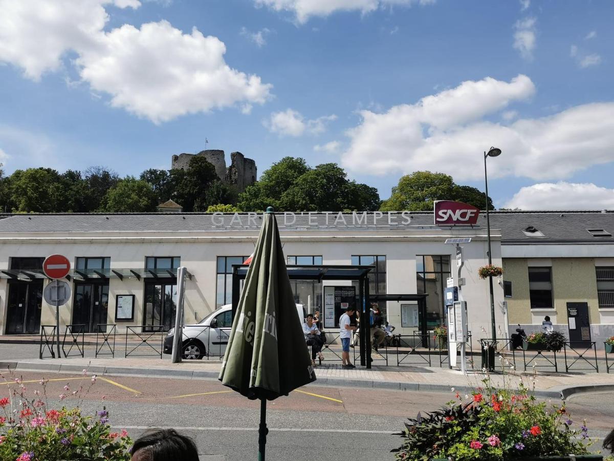 Appartement Pres De La Gare Rer C-Spacieux 4 Pieces Étampes المظهر الخارجي الصورة